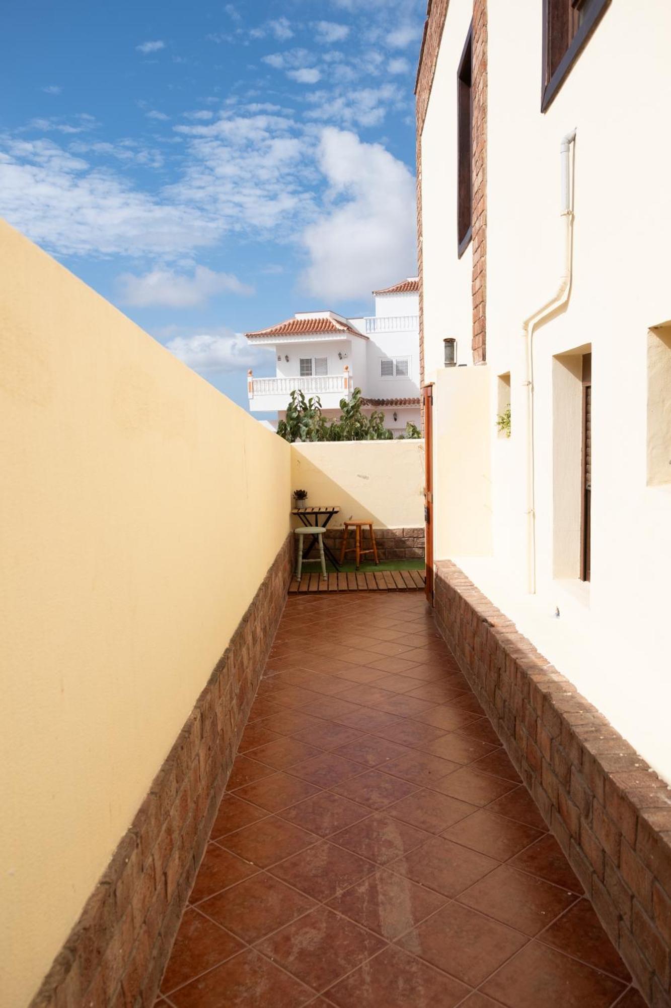 Nisha Apartment San Miguel de Abona Exterior photo